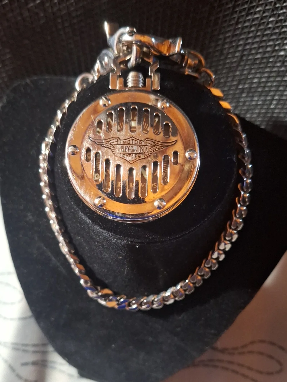 Vintage Harley-Davidson Silver Pocket Watch Pendant with Chain